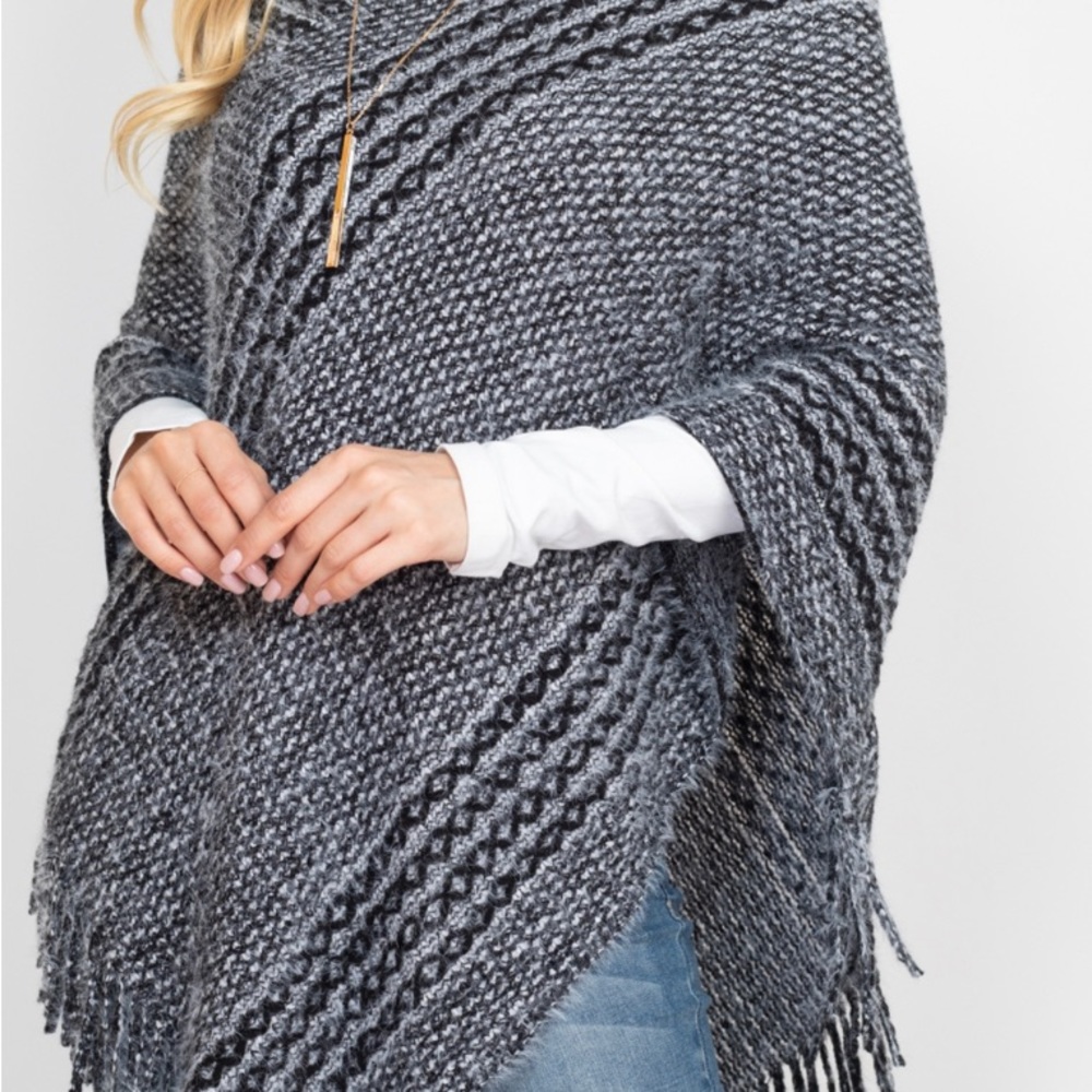 STYLINE Black/white poncho OS - Picture 9 of 9